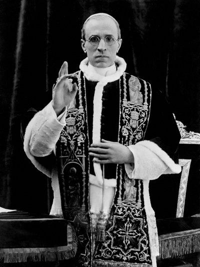 Una delle prime immagini di Papa Pio XII dopo la sua incoronazione, Roma, 1939 da Unbekannt Unbekannt